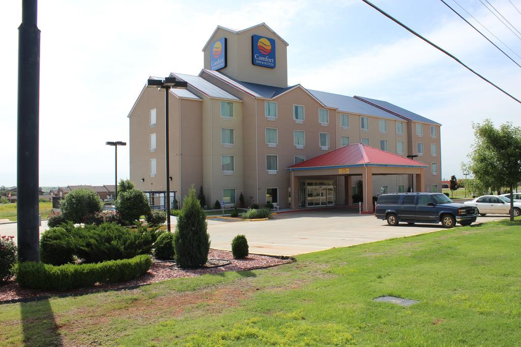 אלק סיטי Comfort Inn & Suites מראה חיצוני תמונה