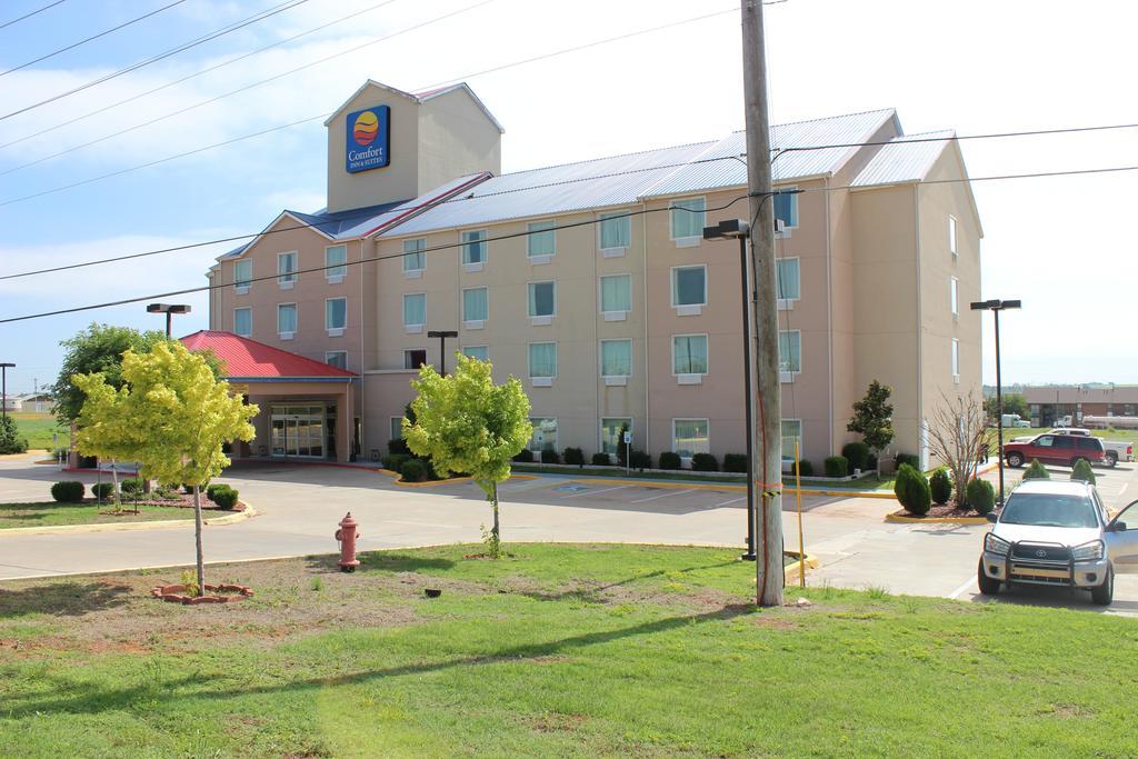 אלק סיטי Comfort Inn & Suites מראה חיצוני תמונה
