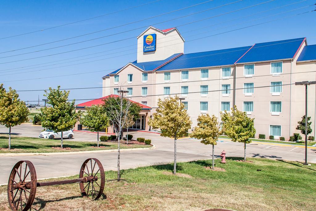 אלק סיטי Comfort Inn & Suites מראה חיצוני תמונה