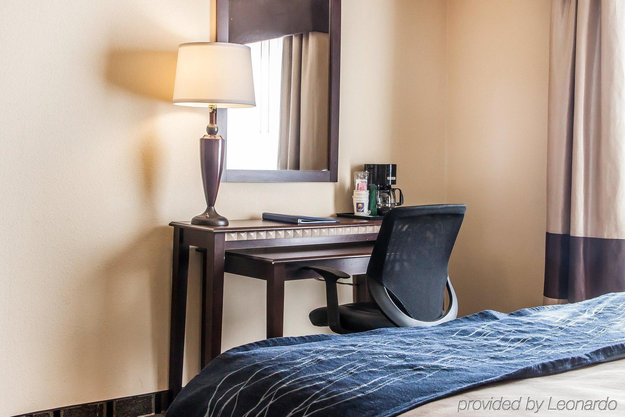 אלק סיטי Comfort Inn & Suites מראה חיצוני תמונה