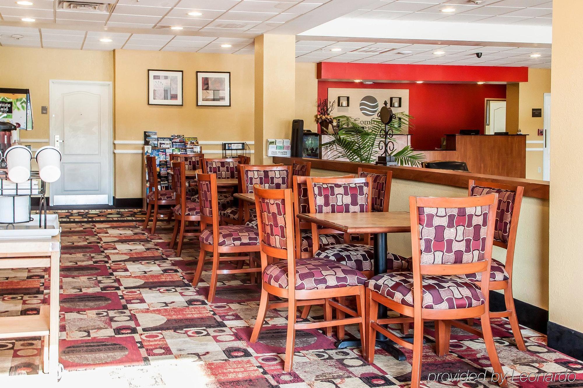 אלק סיטי Comfort Inn & Suites מראה חיצוני תמונה